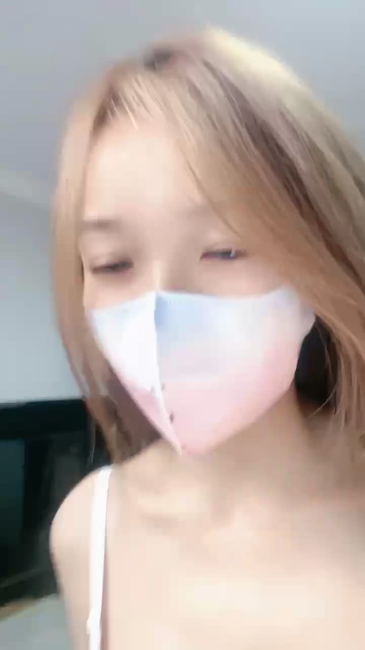  (9)