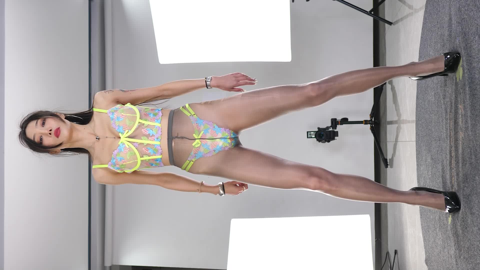 (1)