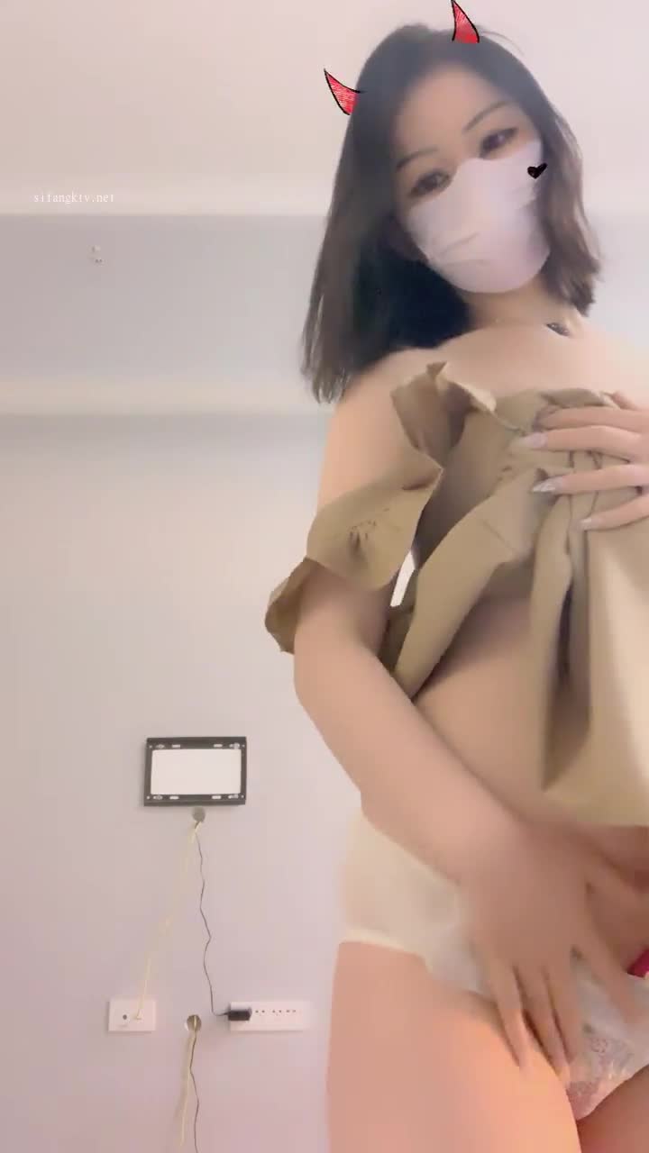  (3)