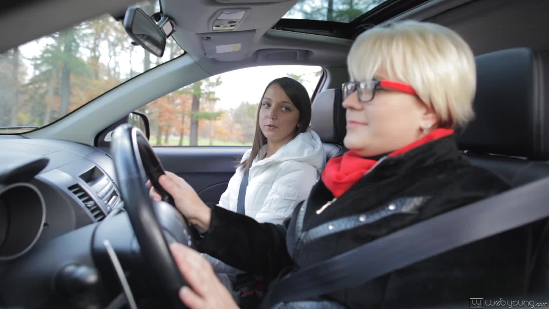 webyoung.14.01.12.angel.the.first.time