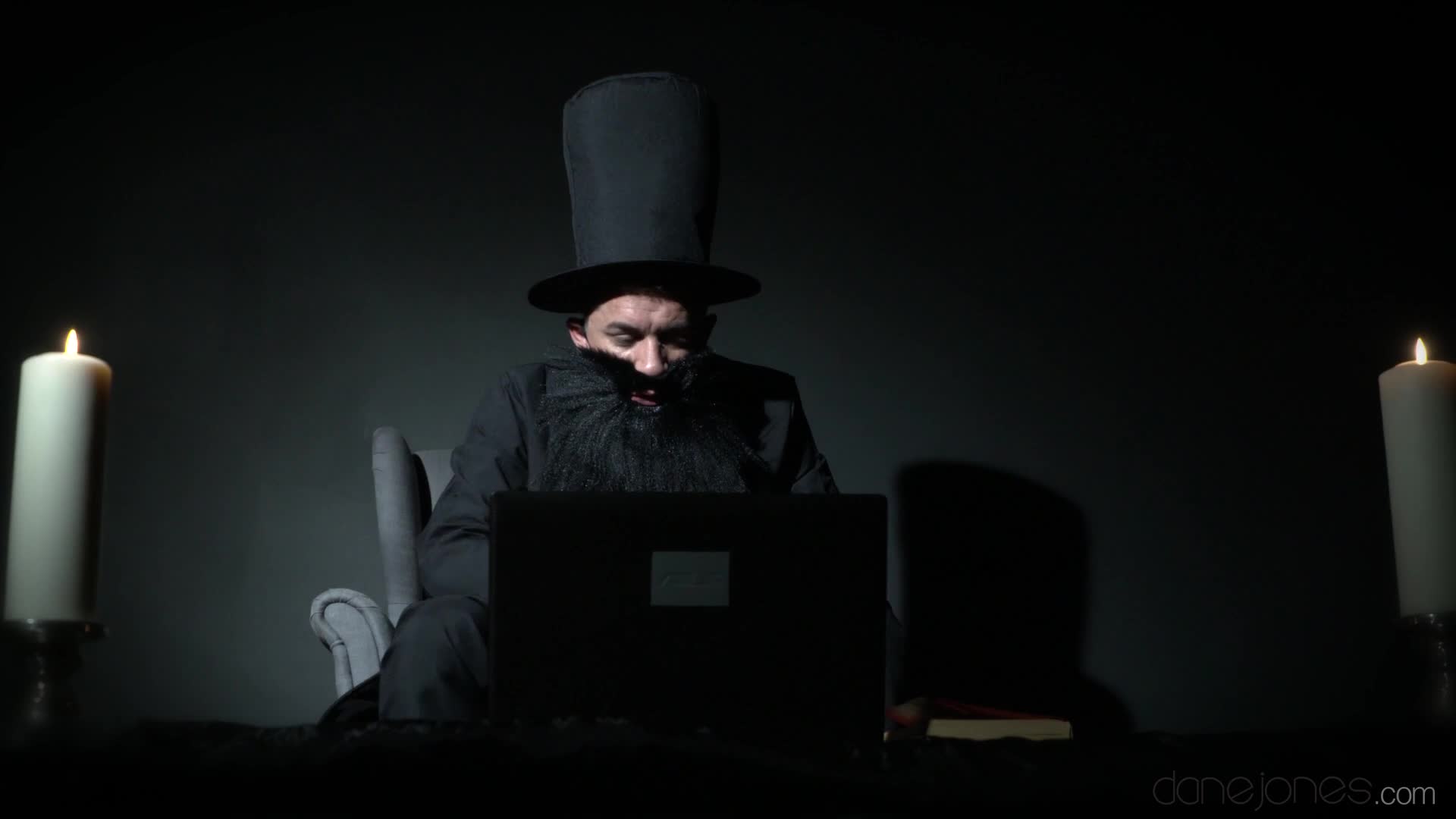 dnj.16.07.03.cayla.lyons.porn.on.the.fourth.of.july