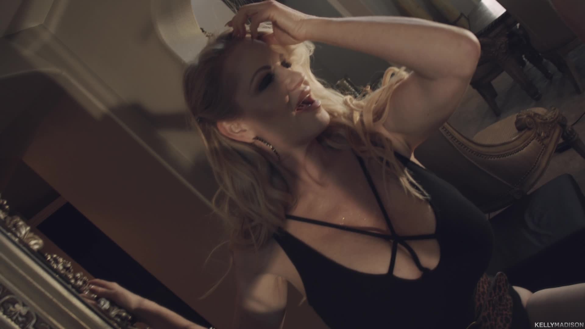 kellymadison.17.06.02.motor.bunny[n1c]