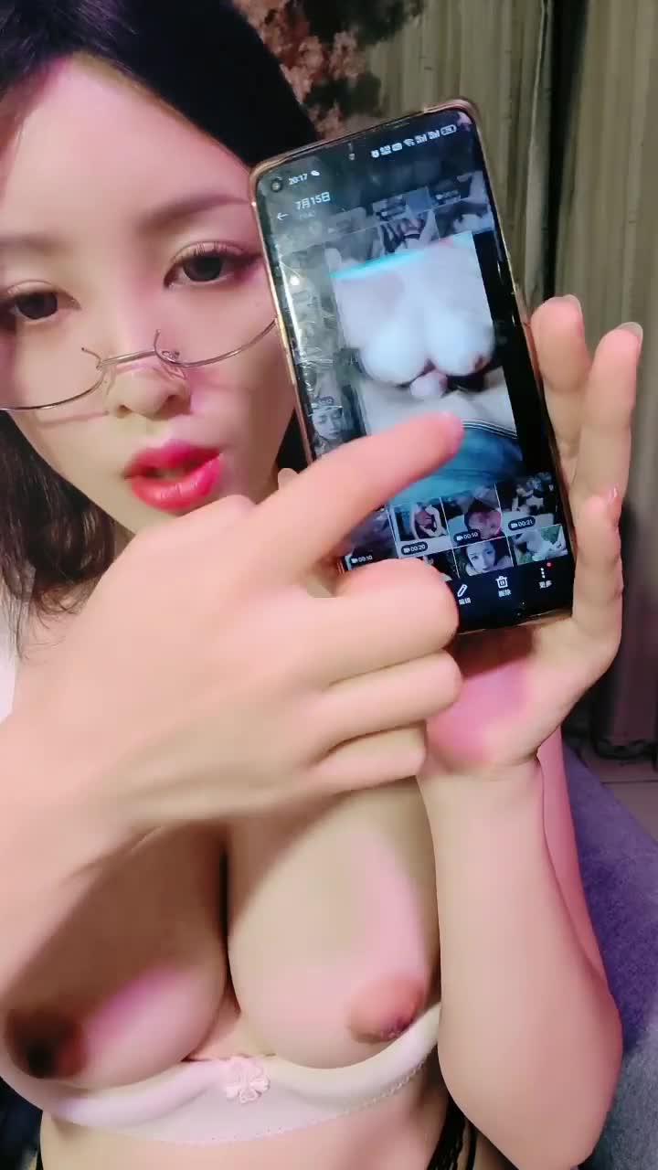  (9)