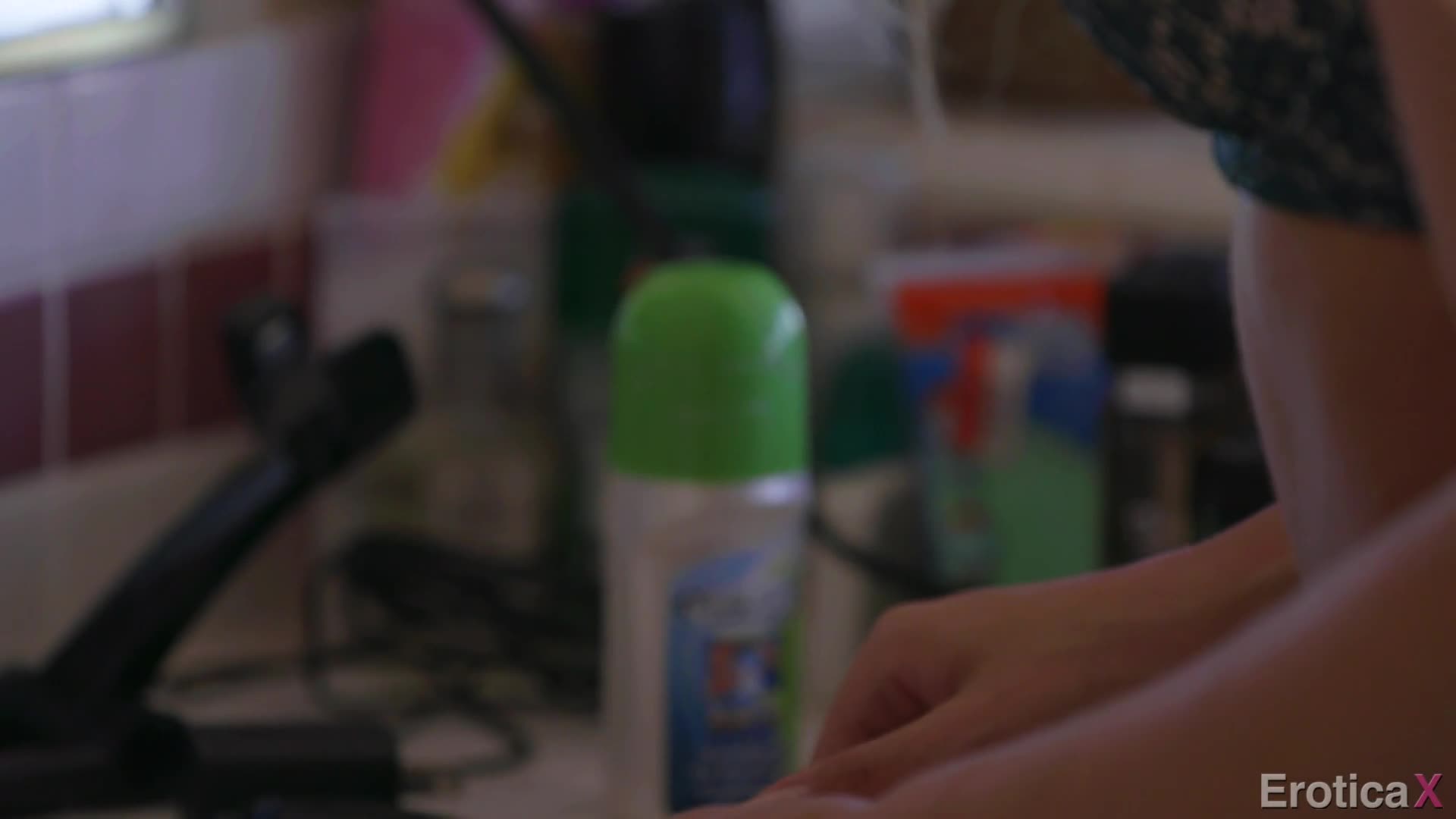 eroticax.16.10.28.sydney.cole.the.date