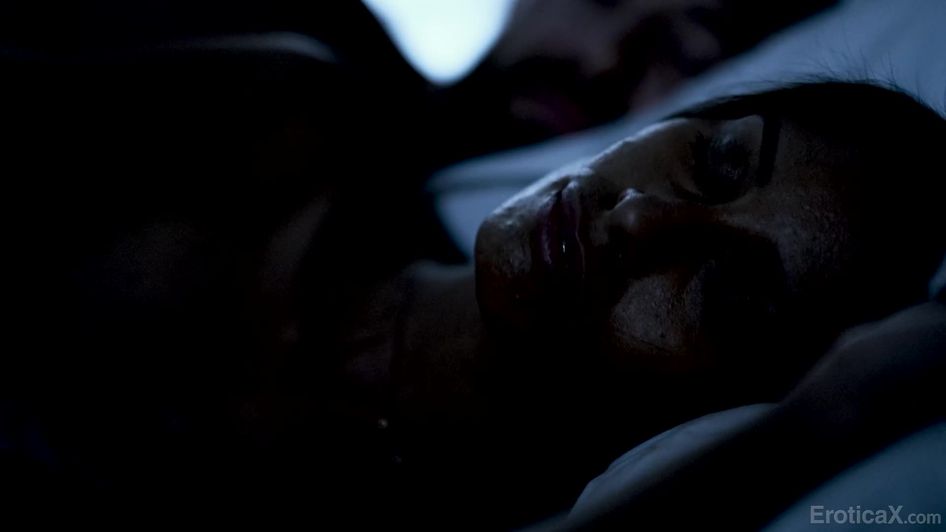 eroticax.23.07.19.kylie.le.beau