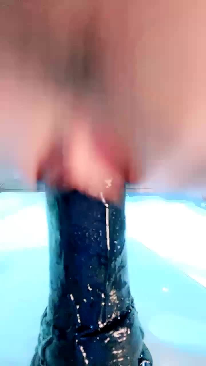  (4)