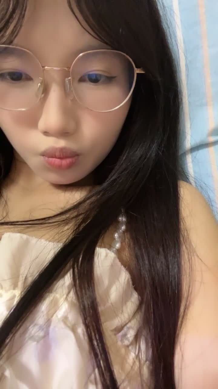  (22)