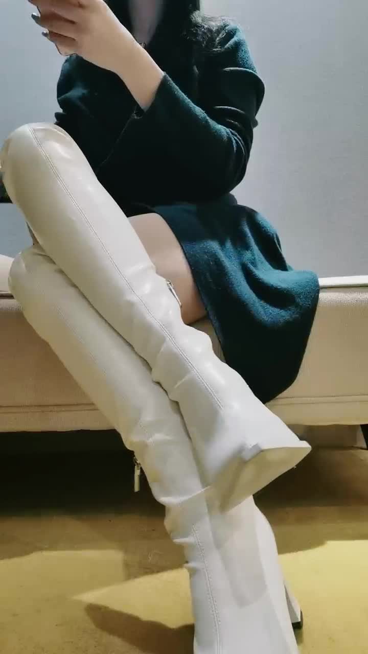  (7)