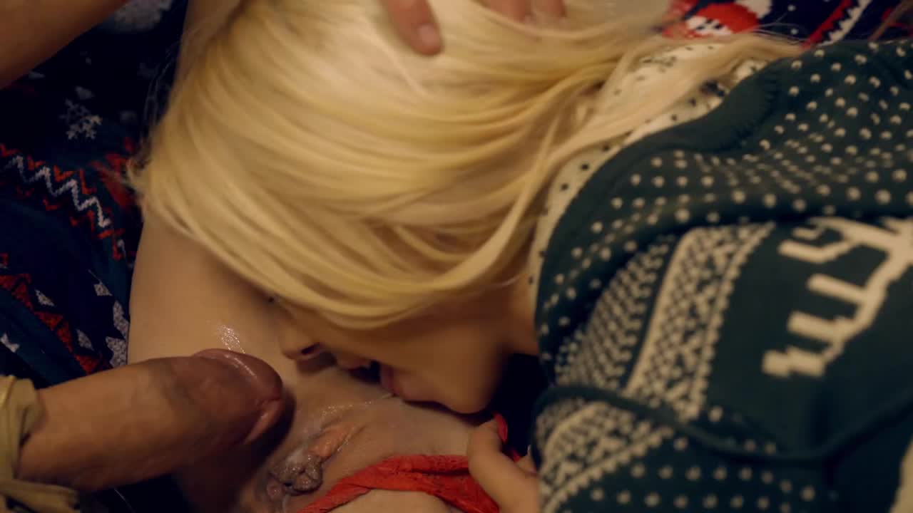 20211112_stepsister gets fucked in the doghouse_celestina blooms, jazmin luv, vina sky