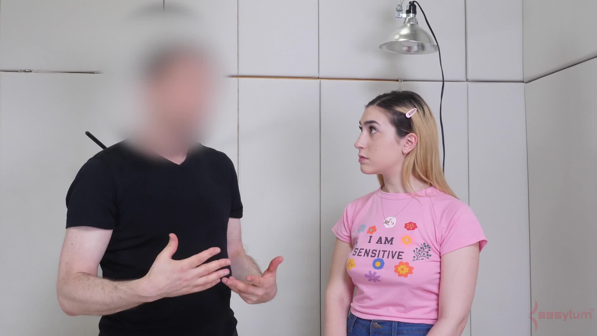 assylum.19.06.27.lexi.grey.painal.puppet