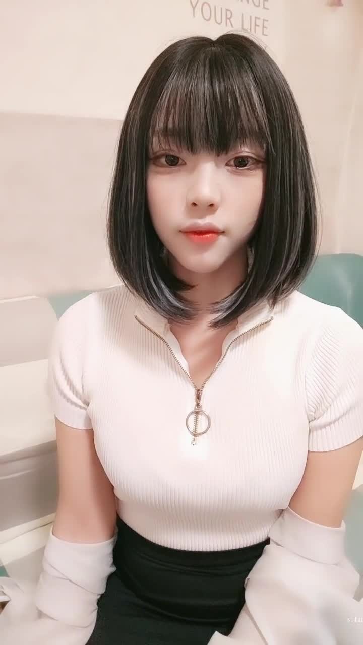  (9)