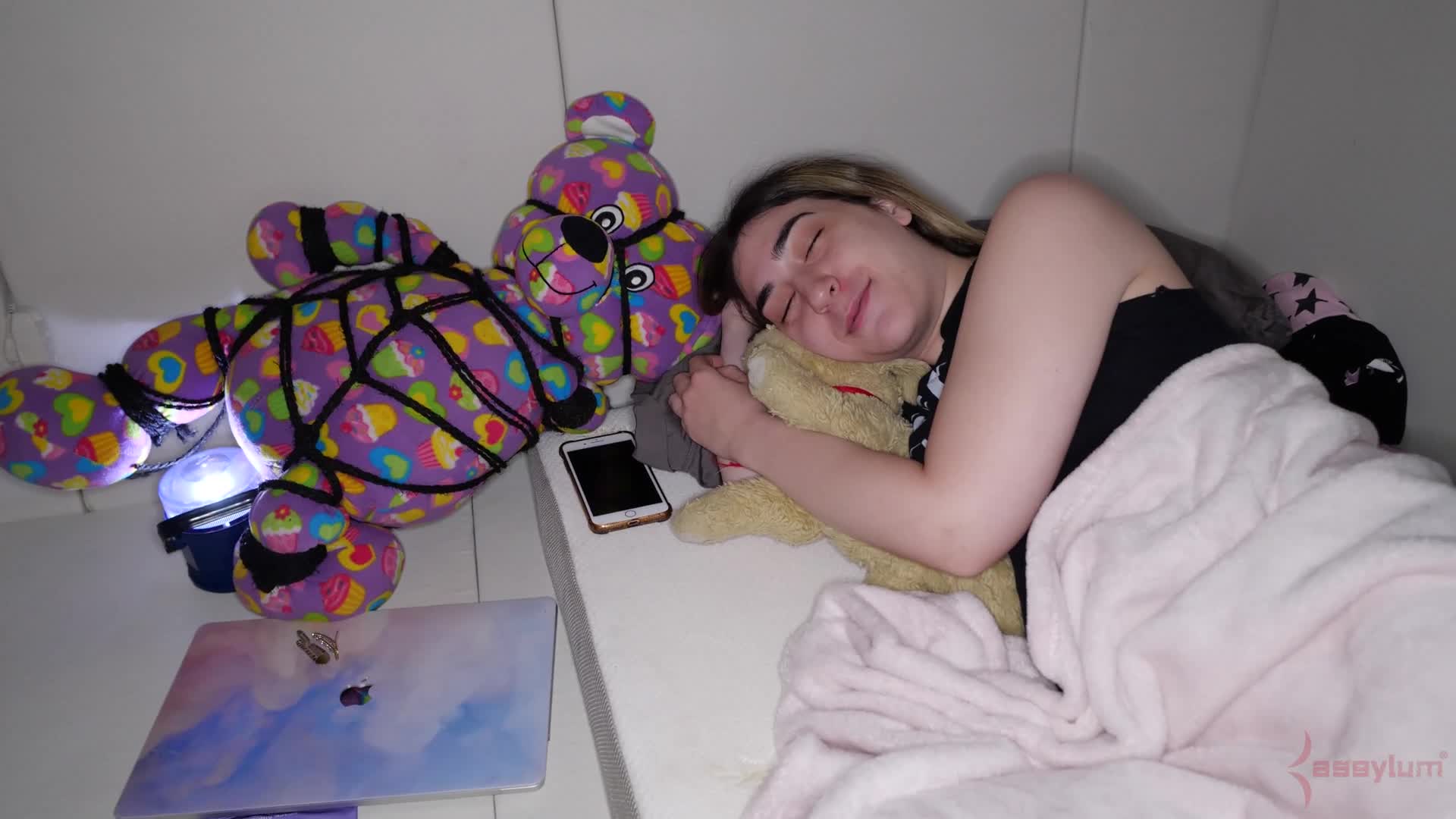 assylum.20.09.15.lexi.grey.ass.slave.day.3.house.of.ass.and.piss