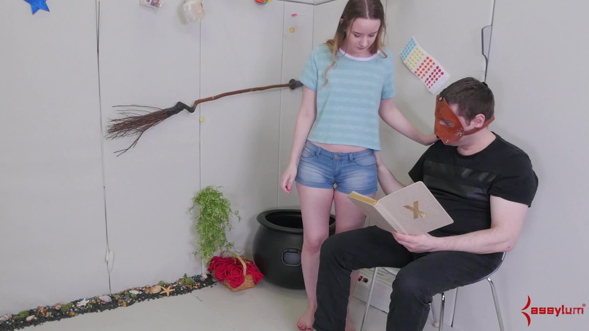 assylum.18.01.30.jessica.kay.once.upon.a.fucked-up.time