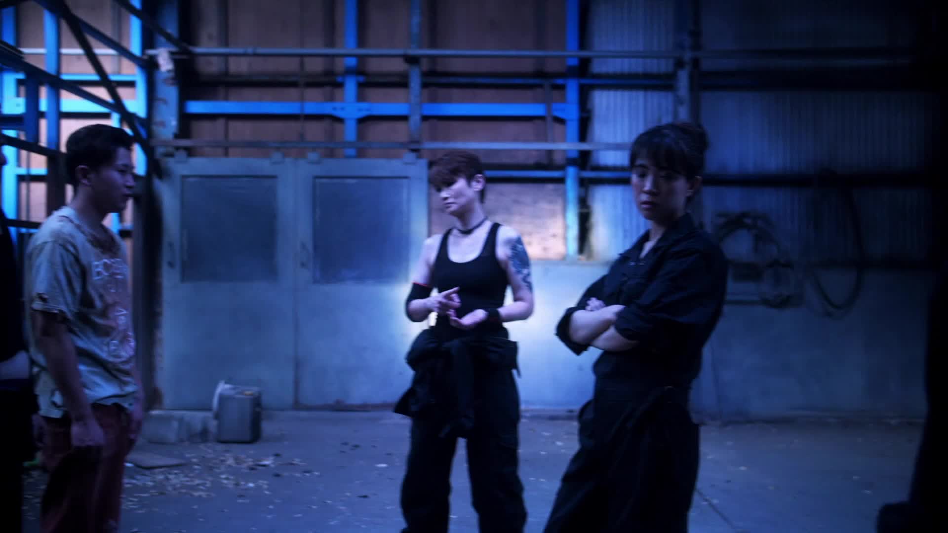 極樂女忍者 a blue shadow