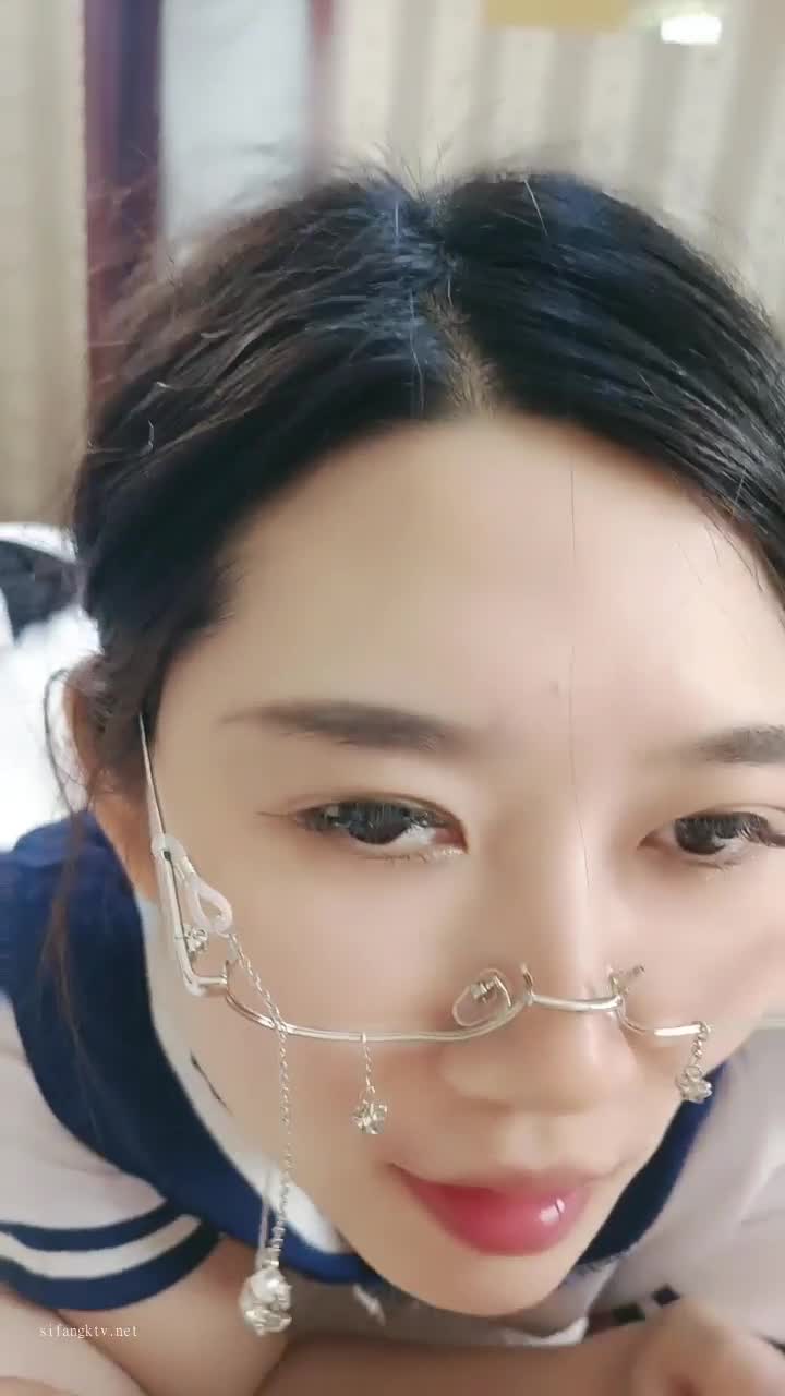  (9)