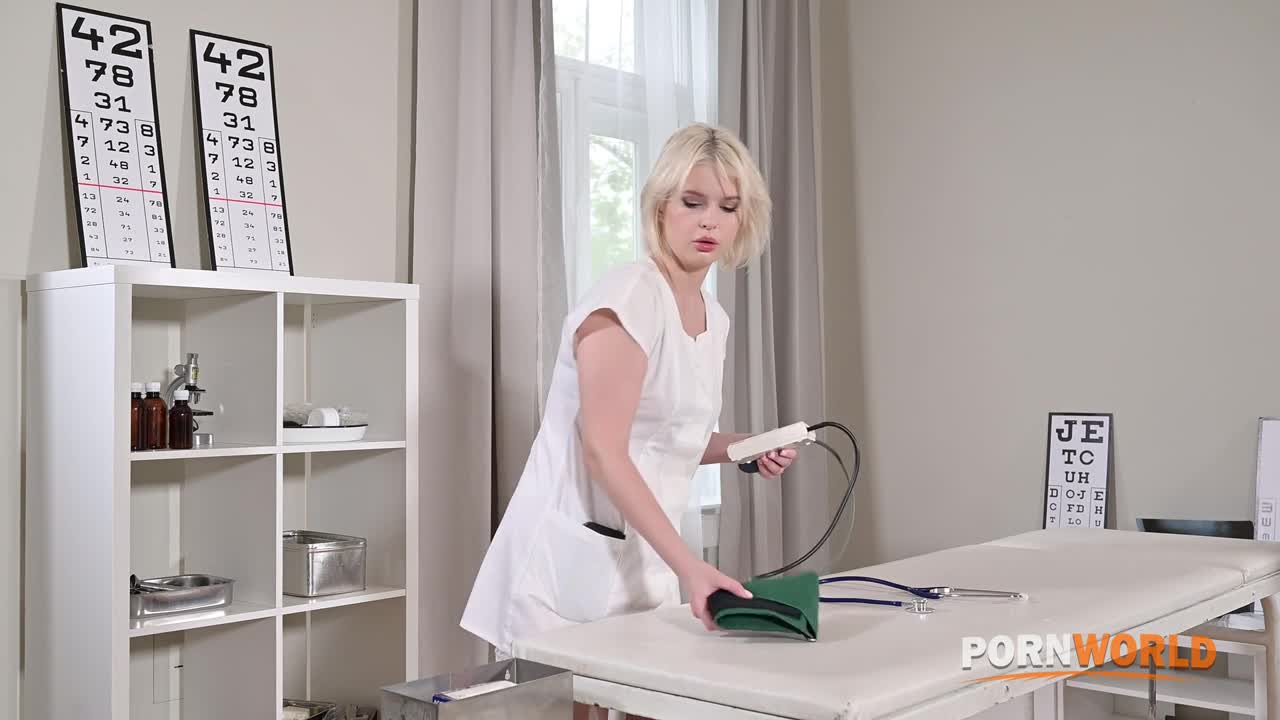 2048.cc -pornworld.24.02.22.eliz.benson.720p