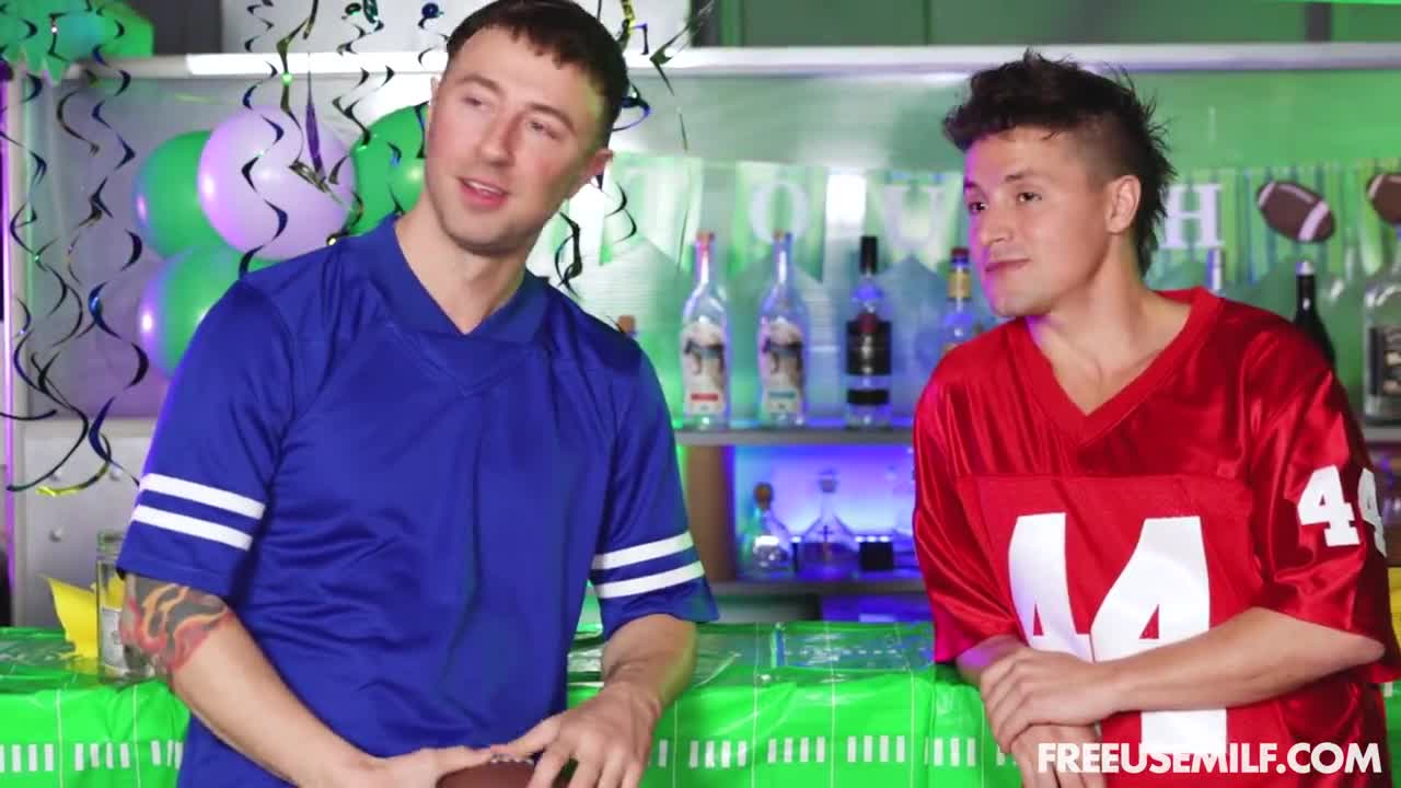 2048.cc -freeusemilf.24.02.09.lindsey.lakes.freeuse.game.day.720p