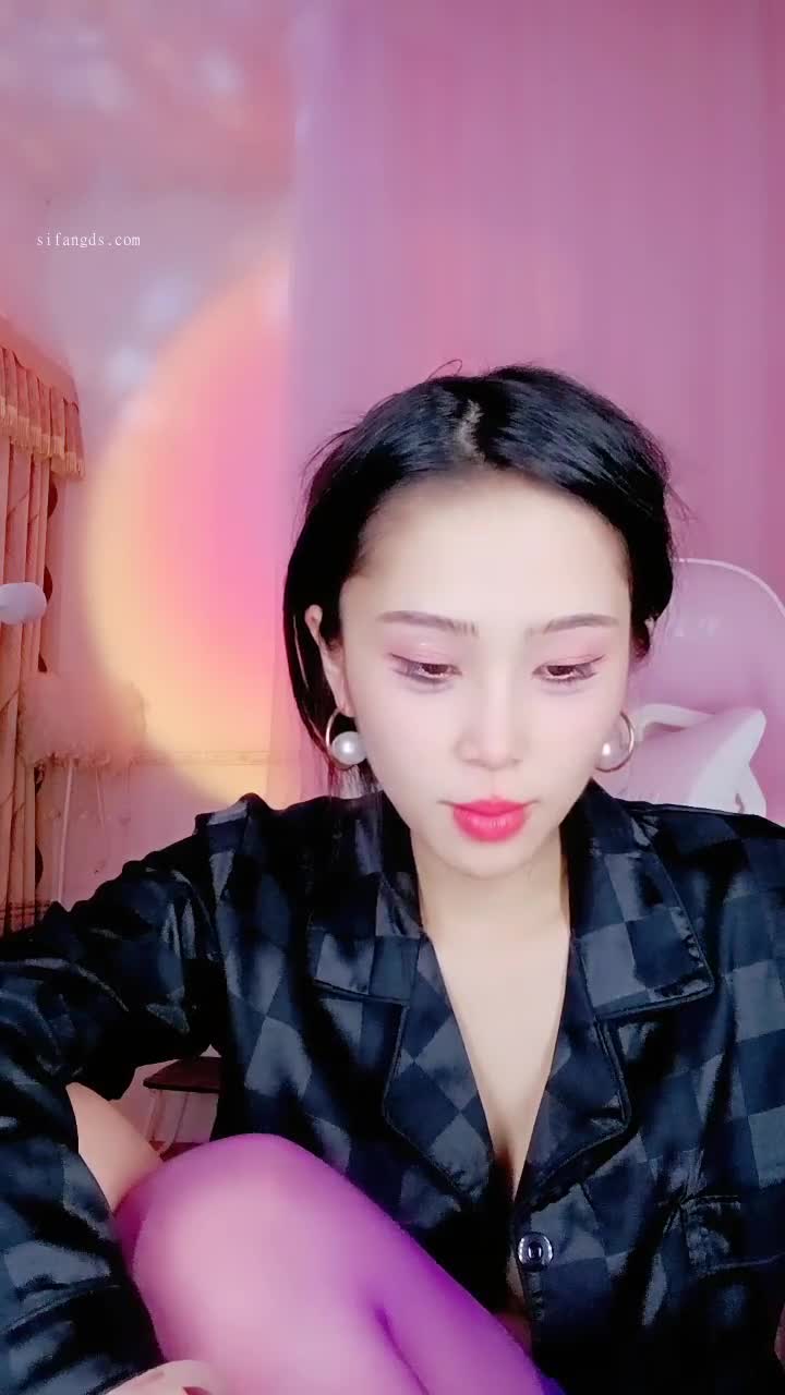 1 (46)