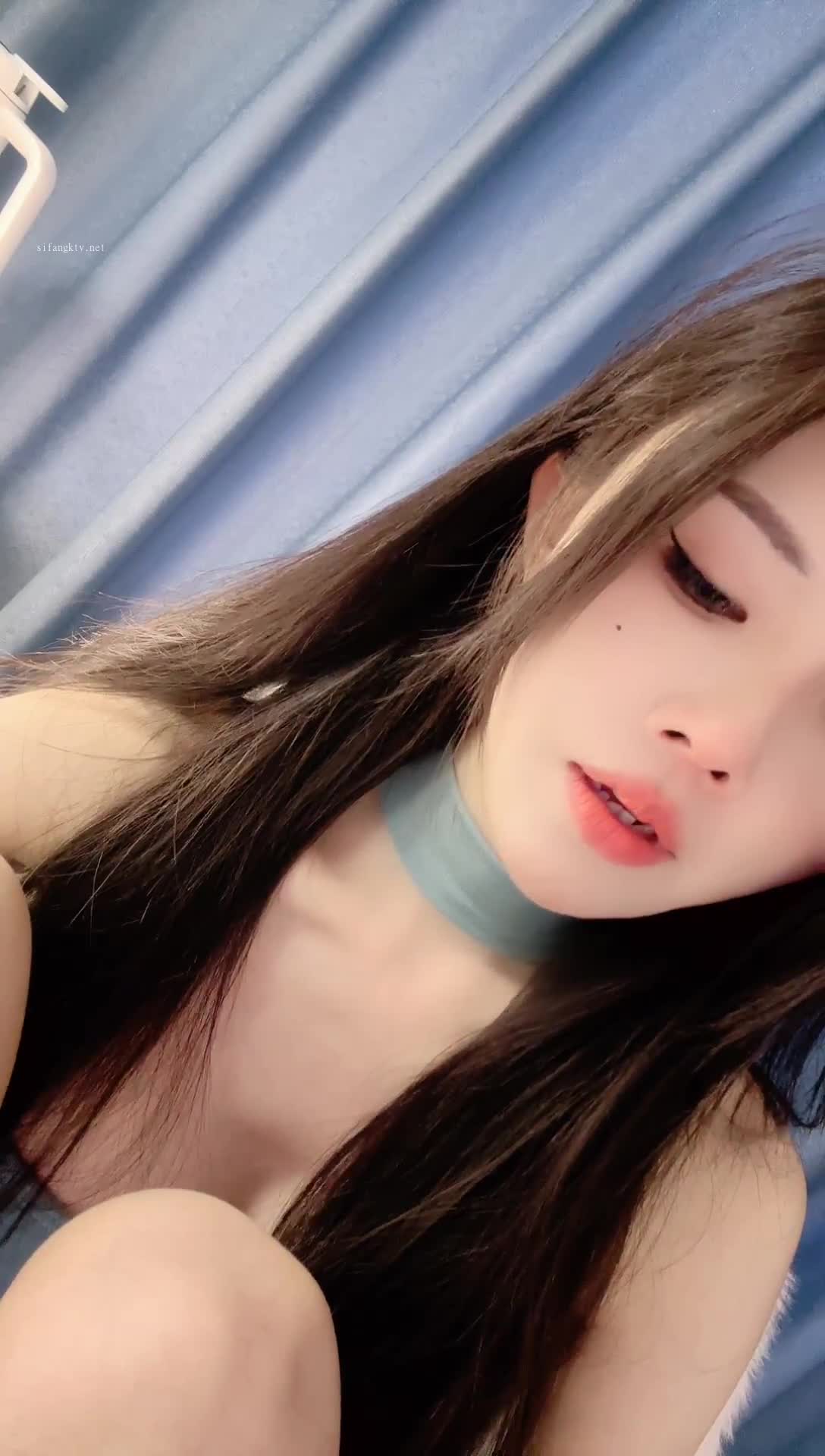  (21)