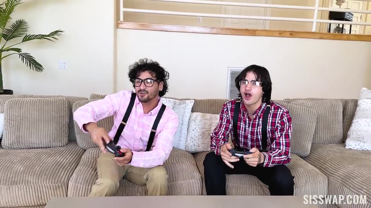 2048.cc -sisswap.24.02.05.bailey.blaze.and.melanie.marie.be.my.naughty.valentine.720p