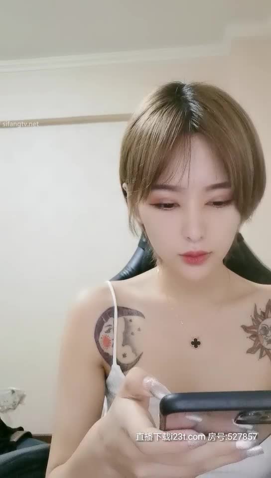  (29)