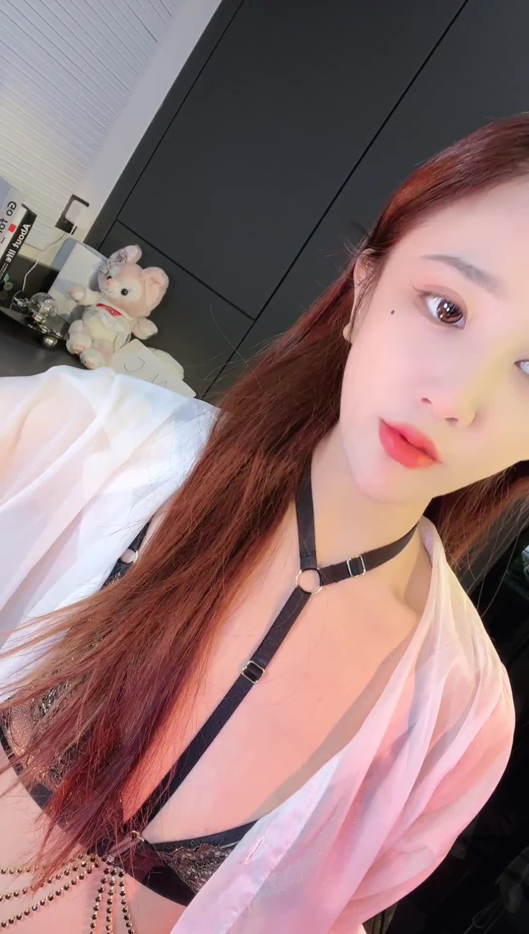  (22)