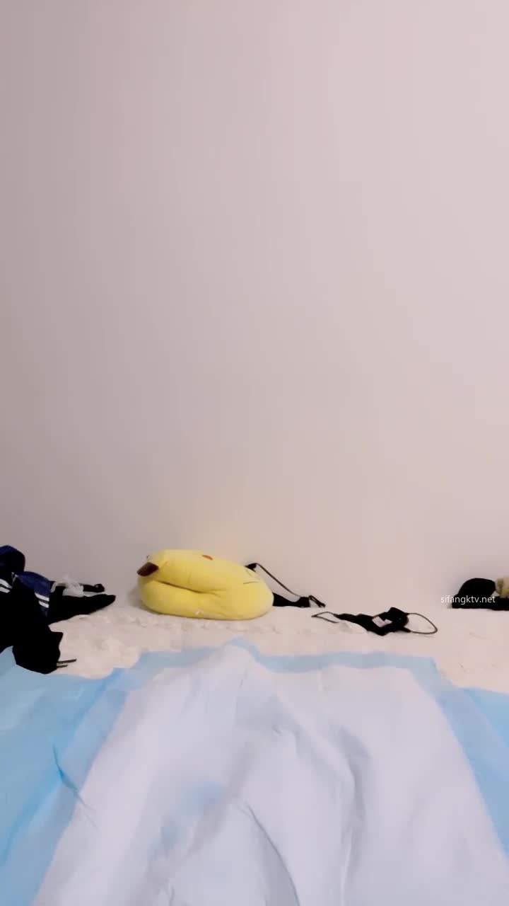 1 (28)