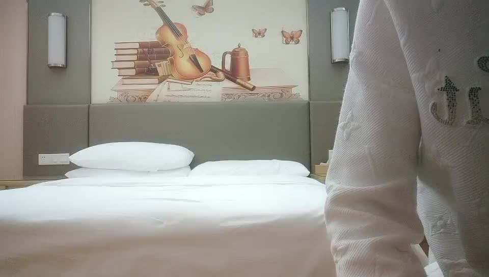 2048.cc@[原y版b]_018_利l利l坚j辛x苦k_啪p啪p第d二e场c_20211123