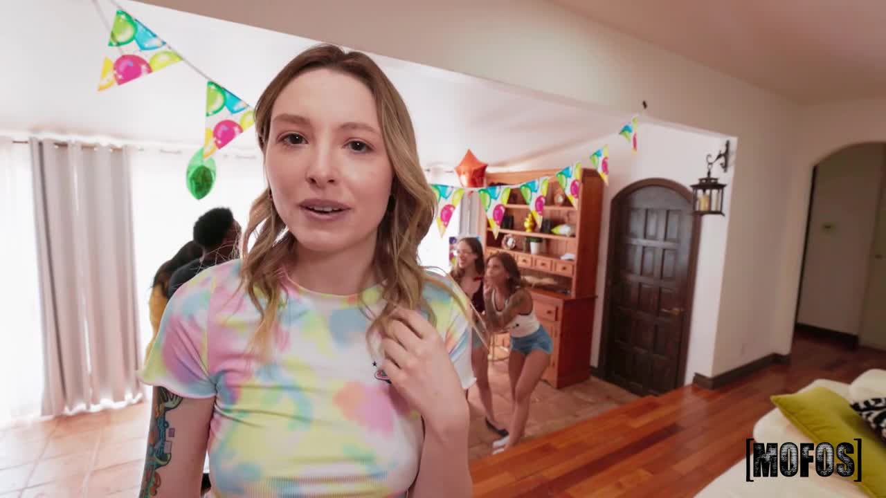 2048.cc -sharemybf.24.01.16.jesse.pony.and.ailee.anne.musical.chairs.ref.720p