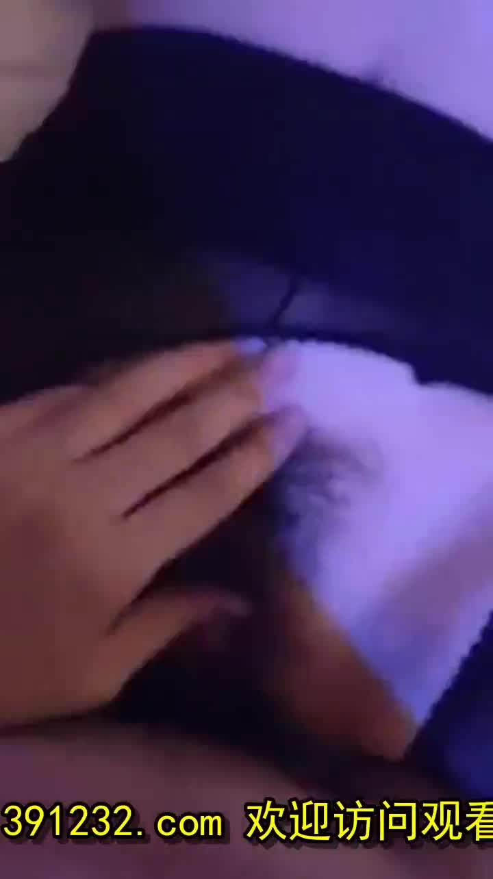  (11)