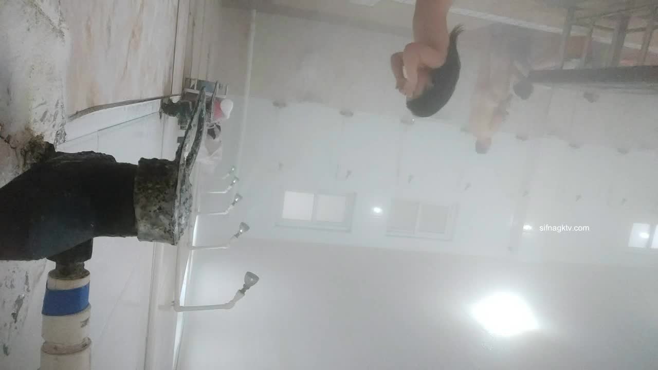 1 (19)