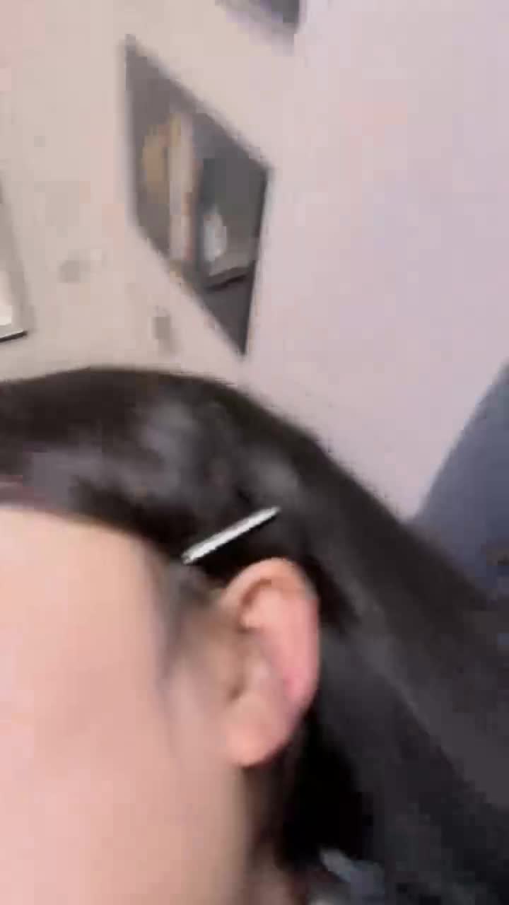  (7)