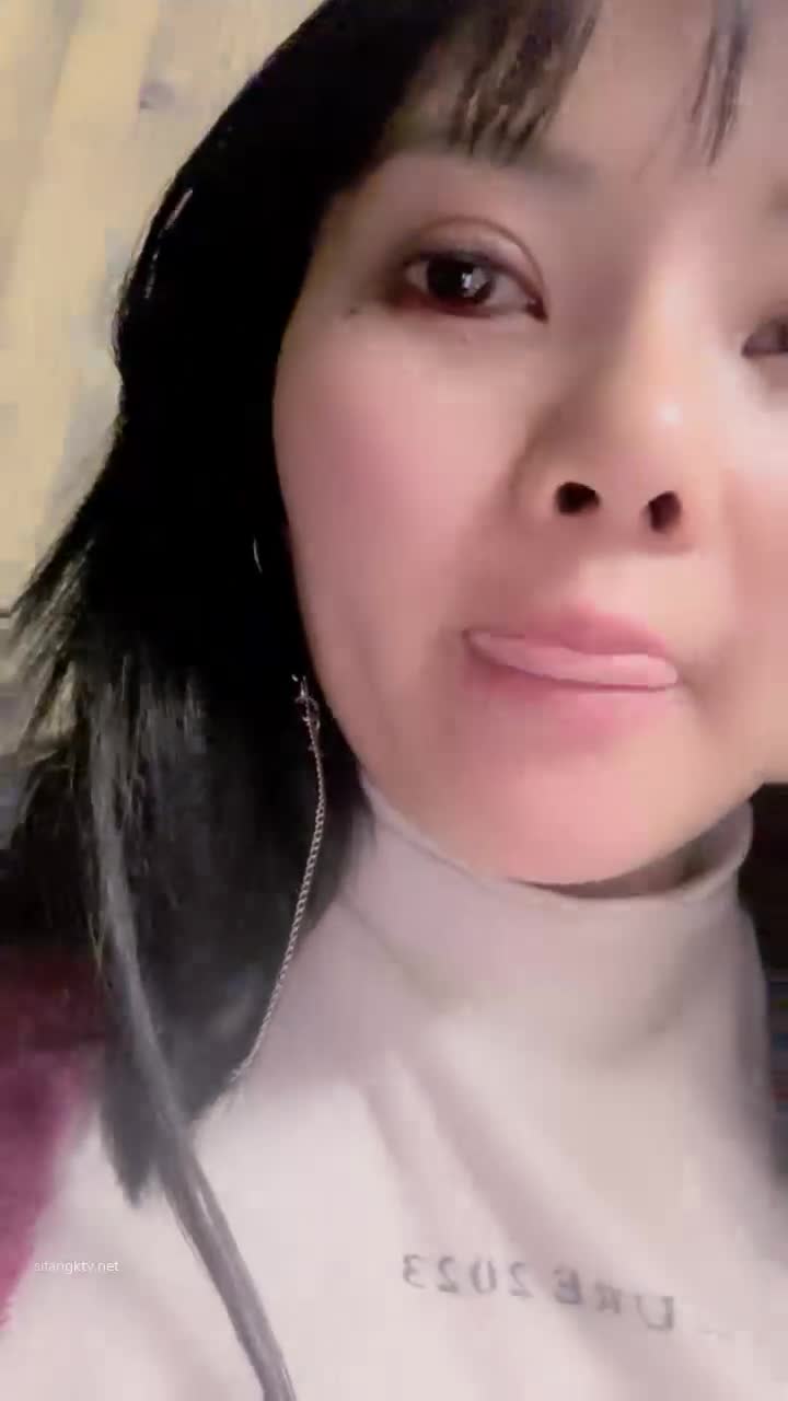  (53)
