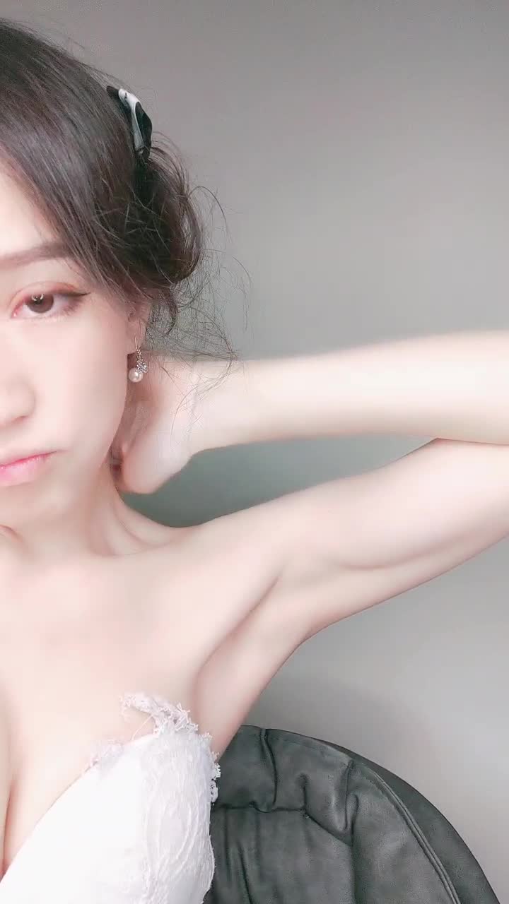  (28)