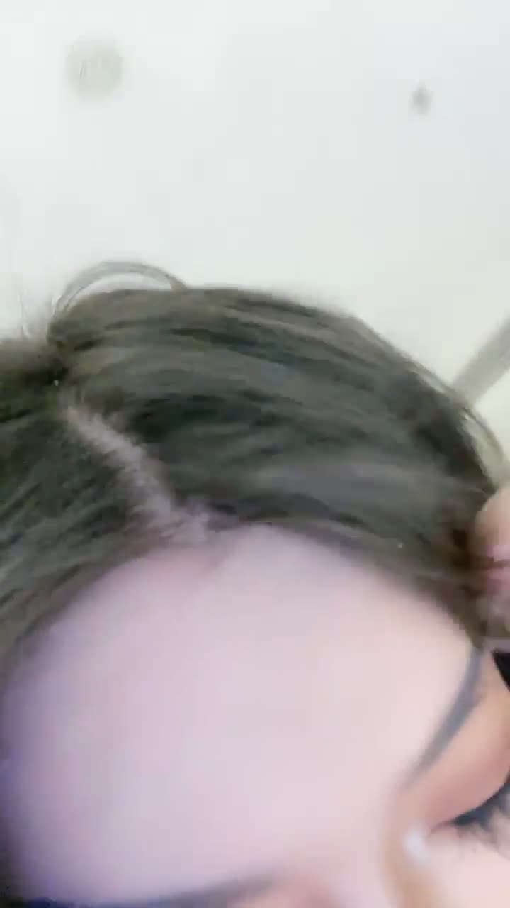  (37)