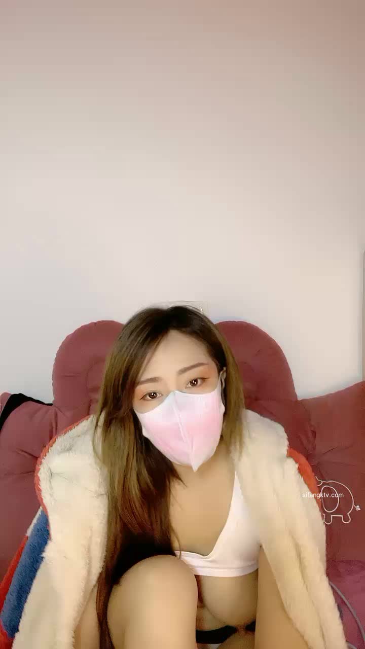 风骚熟女 巨乳肥臀 淫语演绎 剧情演绎被强上【澜楼月夏】 上帝视角扒B自慰~双道具自慰~扣穴【60v】 (2)