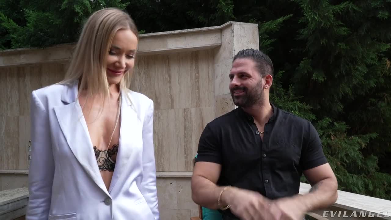 2048.cc -evilangel.24.01.07.venera.maxima.720p