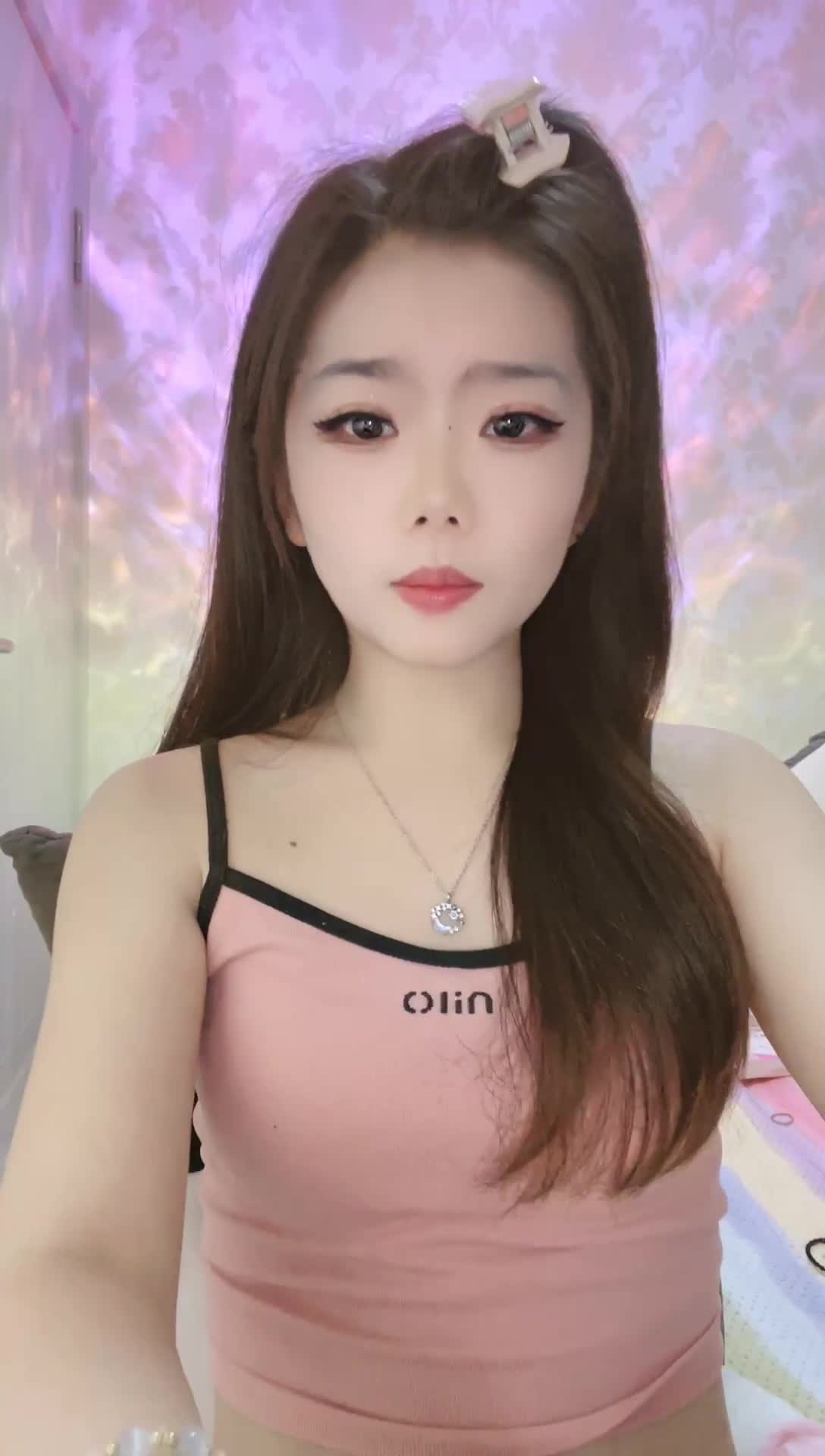  (8)