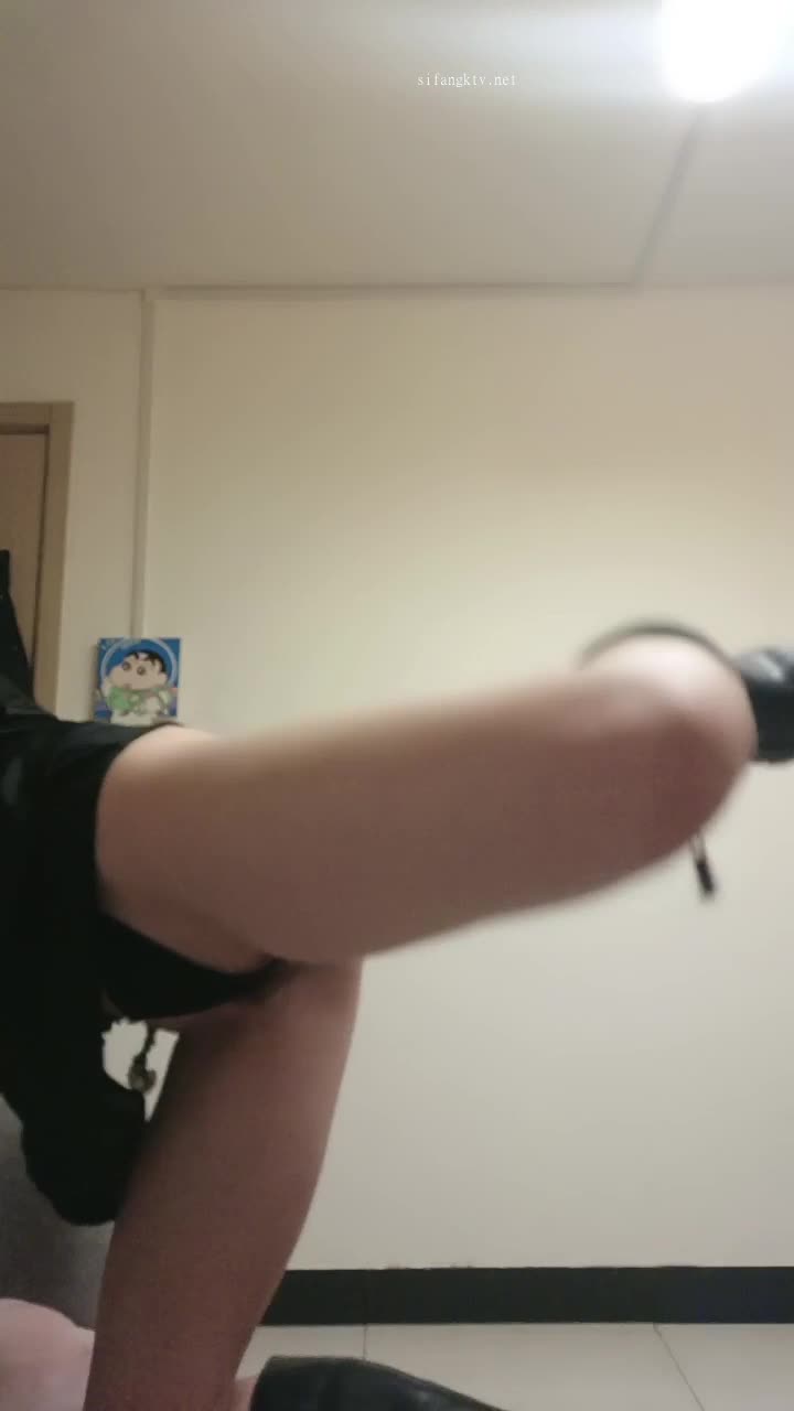  (71)