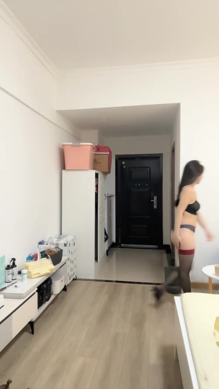  (85)