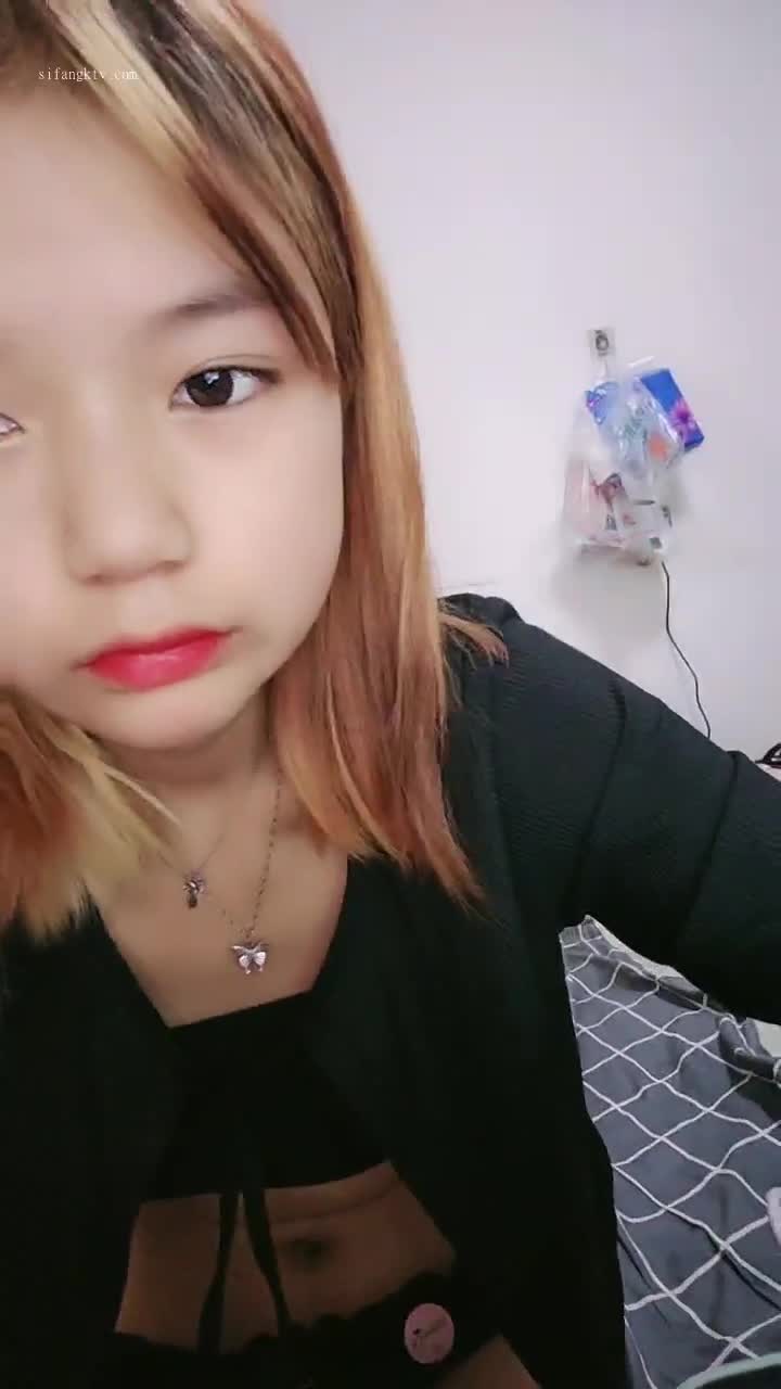  (12)