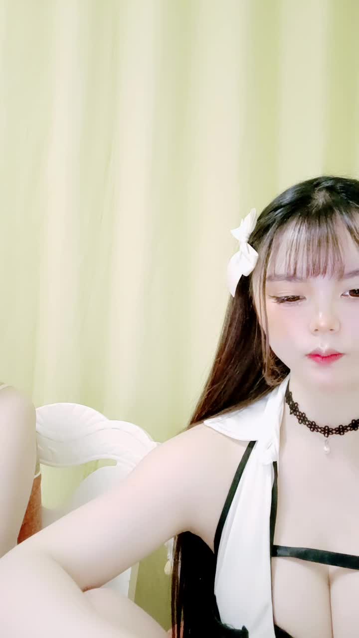  (29)