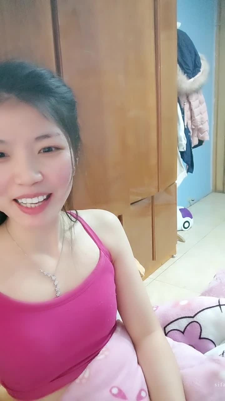  (7)