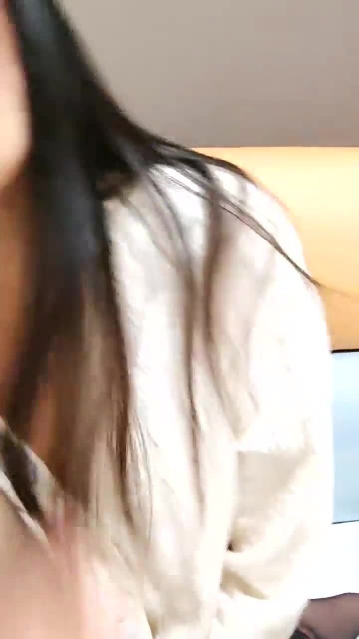  (2)