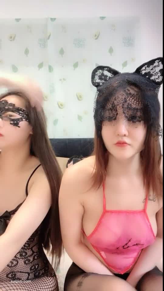 二位极品姐妹花 双飞服务【姐妹榨汁机】 服侍大屌男 口爆吞精无套射【100v】 (101)