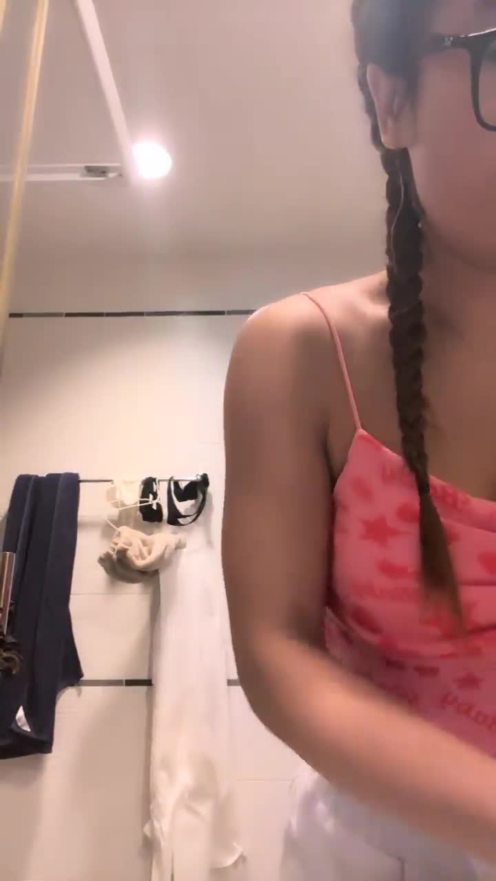  (19)
