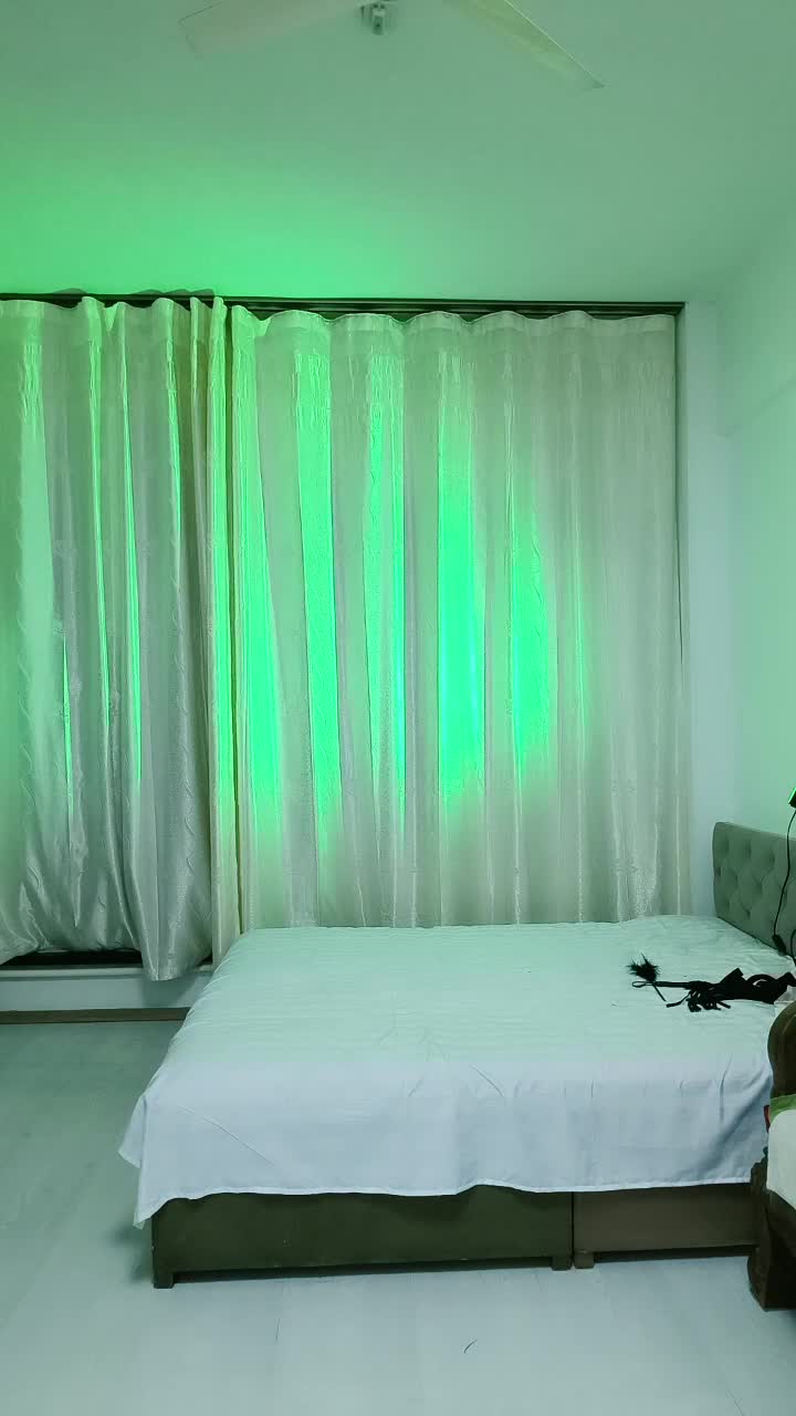  (9)