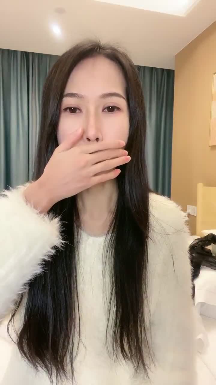  (44)