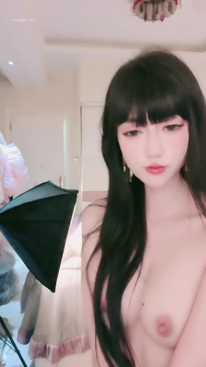 1 (28)