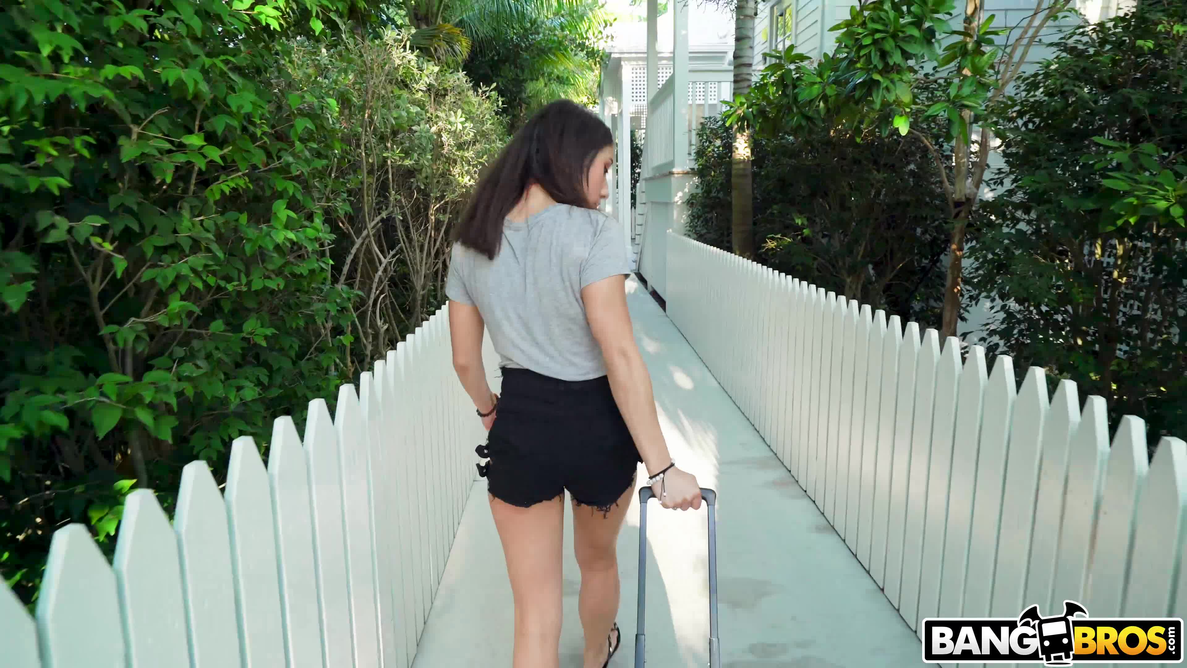 bangbrosclips.20.05.22.kira.perez.4k